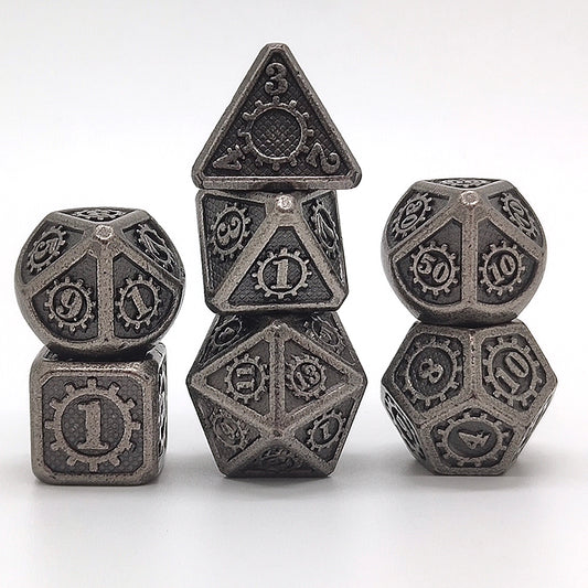 Dés Métal - lot de 7 dés (14mm) avec boite en métal - Gear Silver